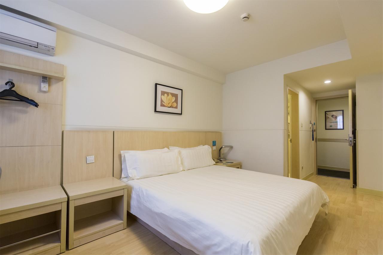 Jinjiang Inn Selected Shenzhen Huanggang Port Huangcheng Plaza Екстер'єр фото